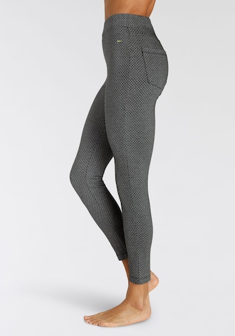 LASCANA Skinny Leggingsit värissä harmaa