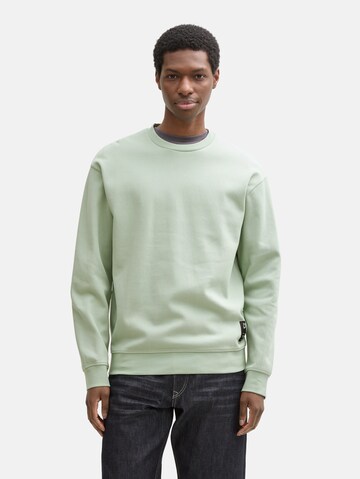 TOM TAILOR DENIM Sweatshirt in Groen: voorkant