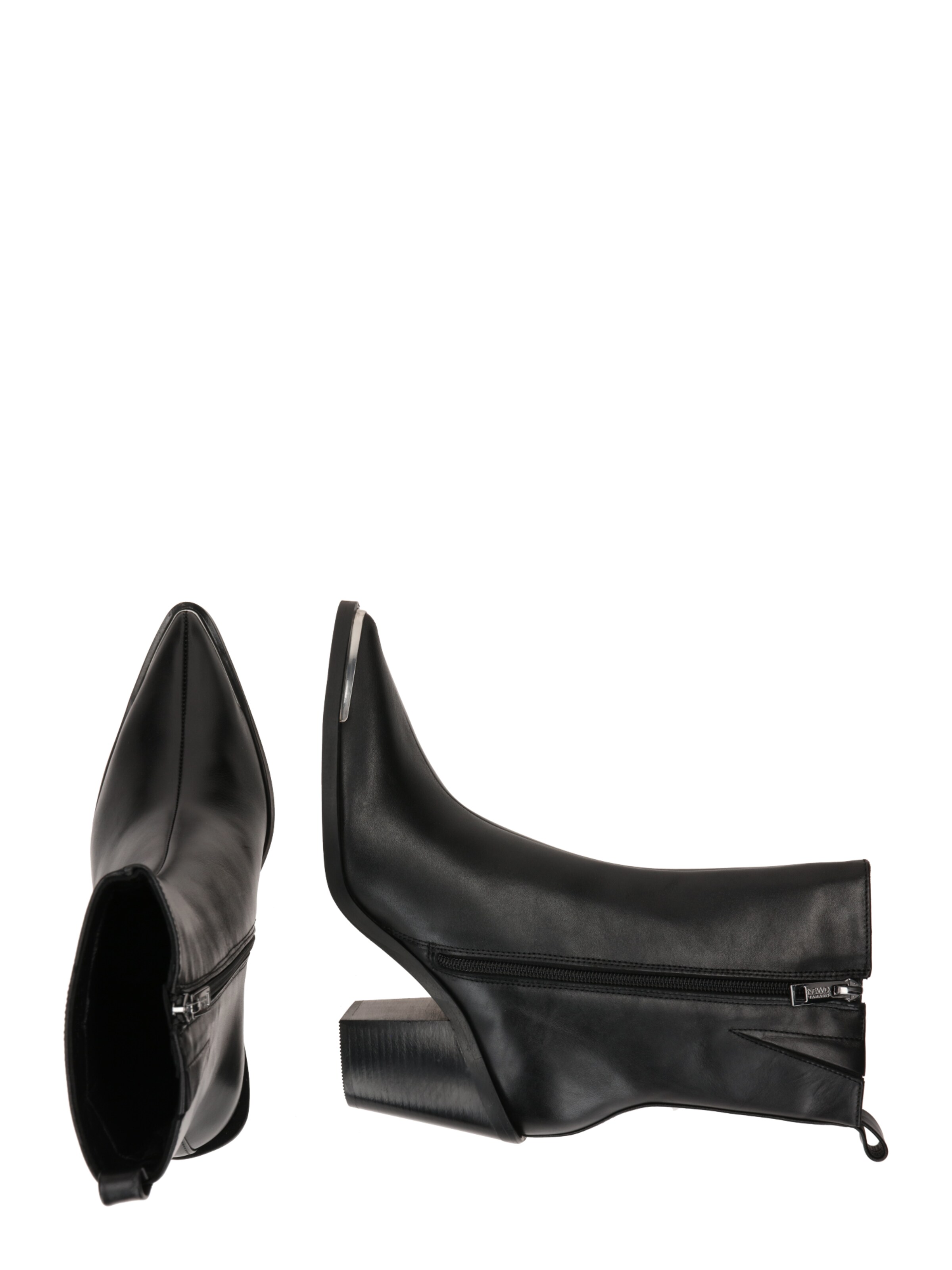 NEWD - Botines en negro