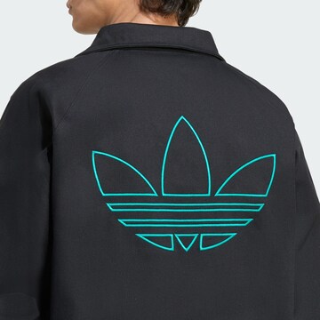 ADIDAS ORIGINALS Sweatshirt 'FC Liverpool Terrace Icons' in Black