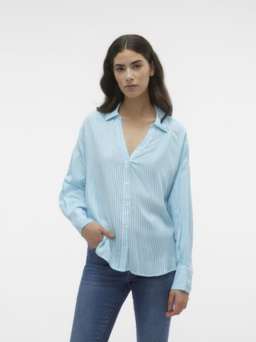 VERO MODA Blouse 'BUMPY' in Blue: front