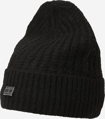 Tommy Jeans Beanie in Black: front