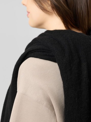 CODELLO Scarf in Black