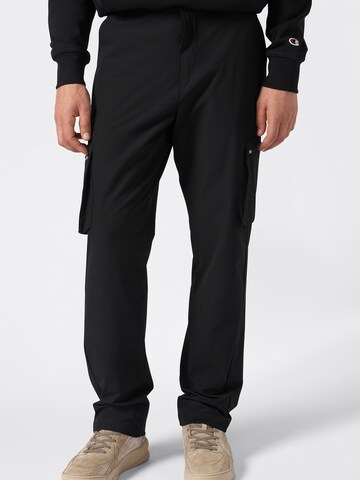 regular Pantaloni cargo di Champion Authentic Athletic Apparel in nero: frontale