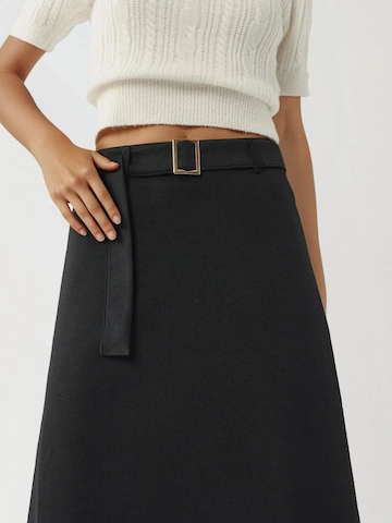 Gonna di Busem in nero