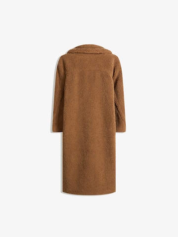 Palton de primăvară-toamnă de la Bershka pe bej