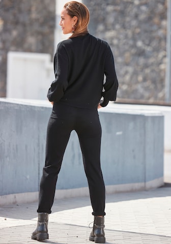 LASCANA Zúžený Kalhoty – černá