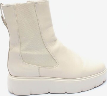 Högl Dress Boots in 40 in White: front