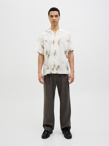 JACK & JONES Comfort fit Button Up Shirt in White
