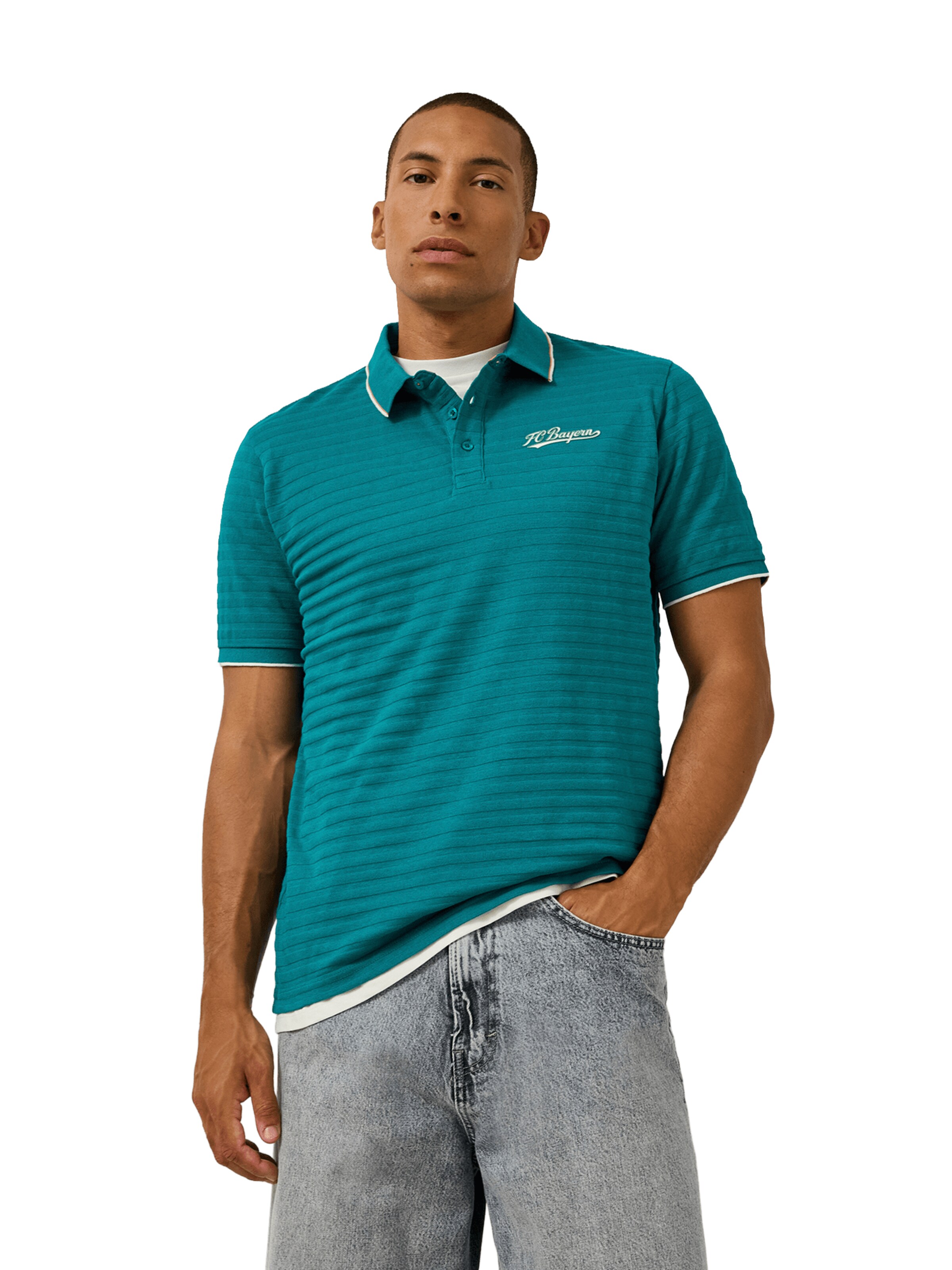 FC BAYERN MÜNCHEN Shirt in Green: front