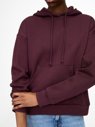 Sweat-shirt Pull&Bear en rouge