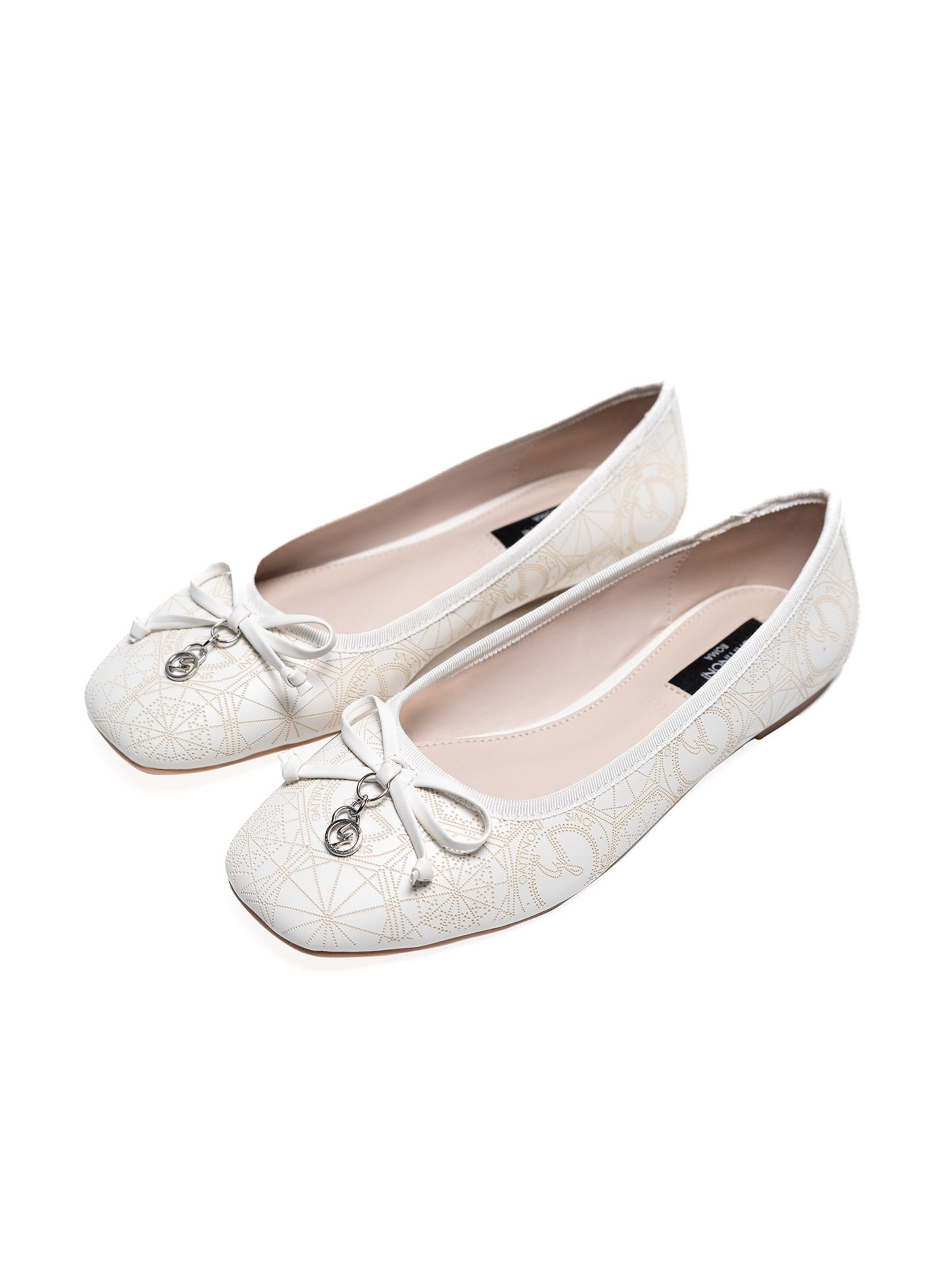 Ballerina di Gattinoni in bianco