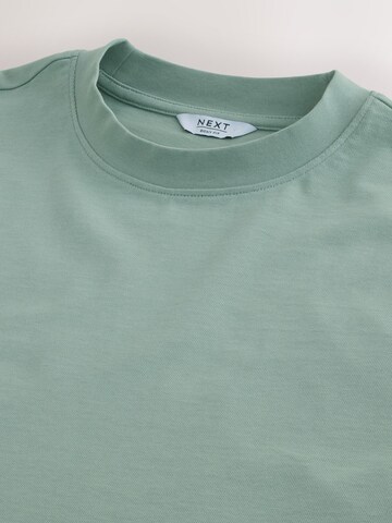 Tricou de la Next pe verde