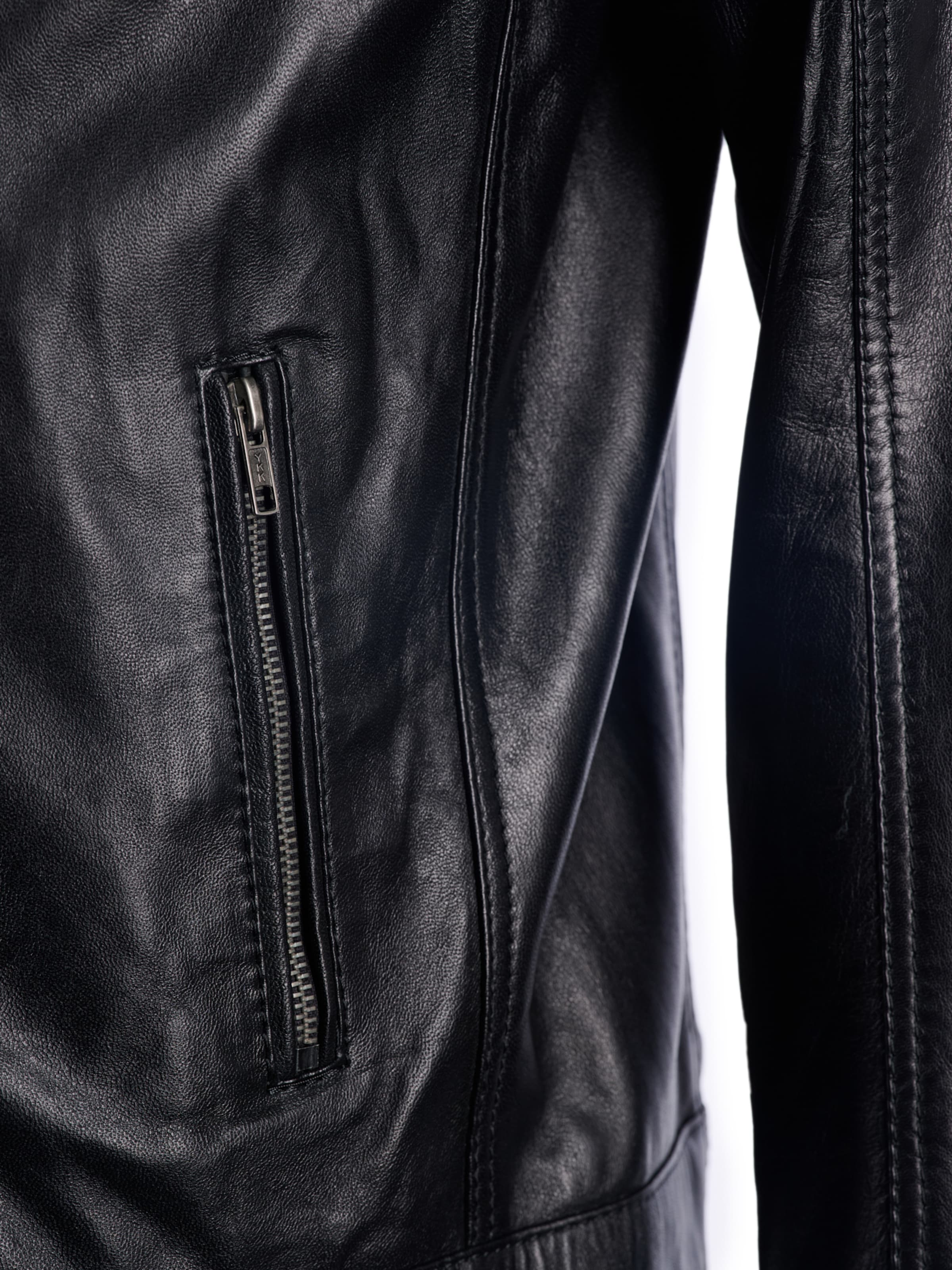 JCC Tussenjas in Zwart