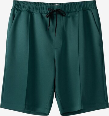 Bershka Loose fit Pants in Green: front