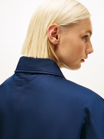 TOMMY HILFIGER Kurtka przejściowa w kolorze niebieski