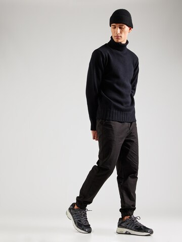 TRAPP Tapered Trousers in Black