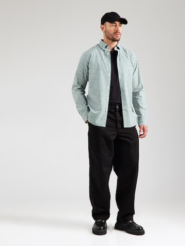 Coupe regular Chemise GANT en vert : devant