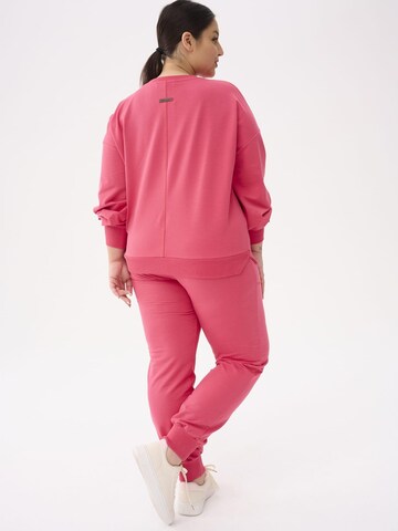 Blue Shadow Regular Pants in Pink