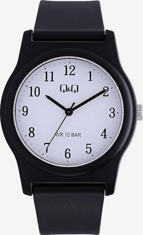 Q&Q Analog watch in Black: front