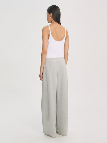 EDITED - Pierna ancha Pantalón 'Tiana' en gris