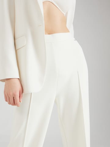 Calvin Klein Wide leg Παντελόνι με τσάκιση σε λευκό