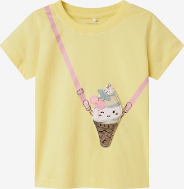 T-Shirt 'NMFJola' NAME IT en jaune : devant