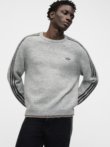 Pullover di ADIDAS ORIGINALS in grigio