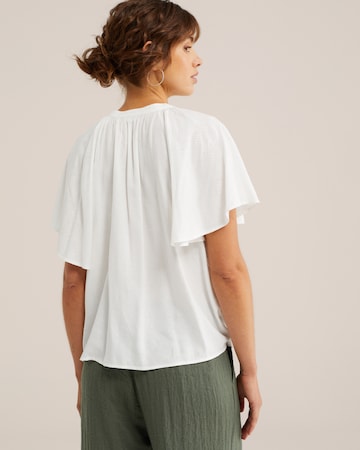 WE Fashion Pusero värissä valkoinen