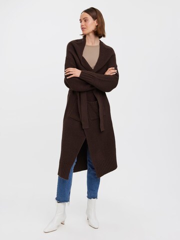VERO MODA Strickjacke 'NONAME' in Braun: Vorderseite