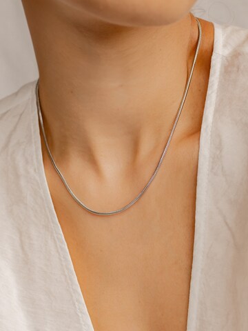 Hey Happiness Kette 'Vexa' in Silber: Vorderseite