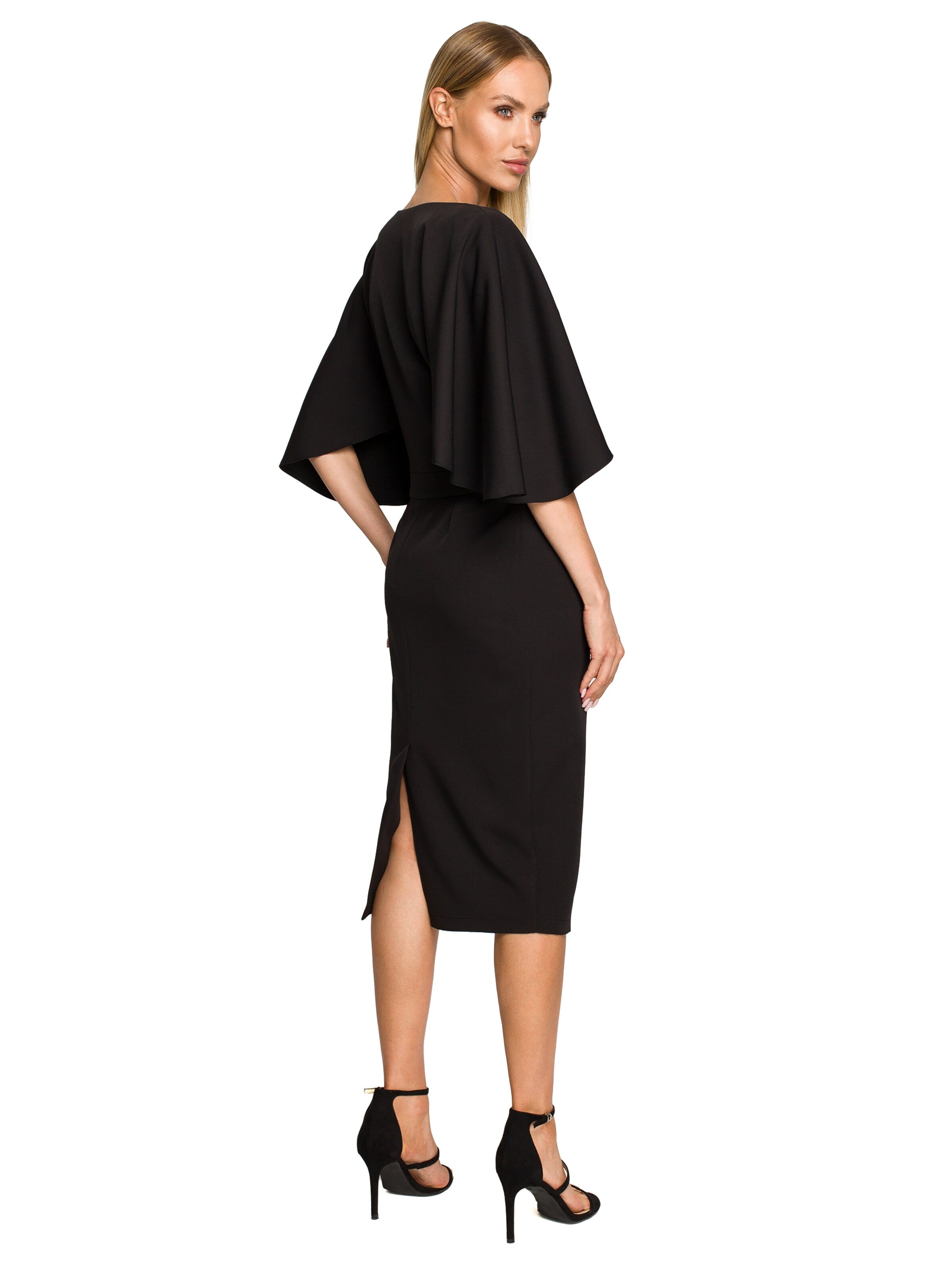 Rochie de la made of emotion pe negru