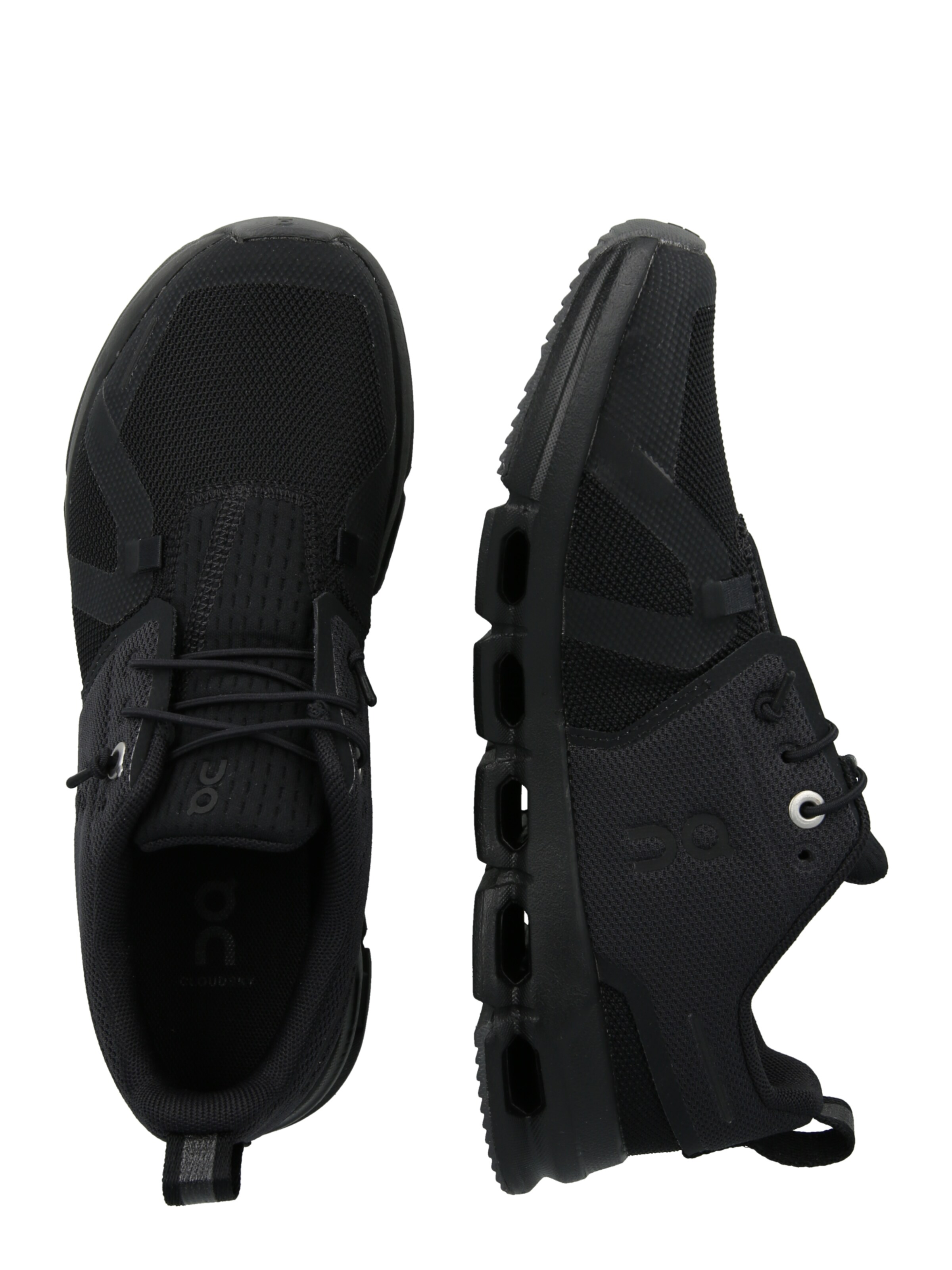 On Σνίκερ σε μαύρο