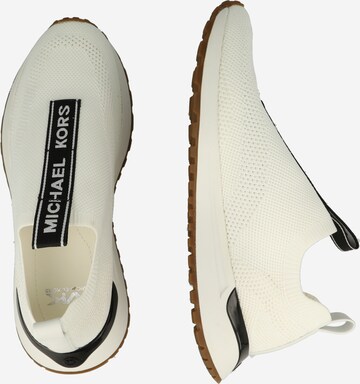 Michael Kors - Sapatilhas slip-on 'MILES' em branco