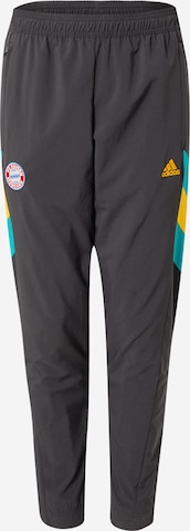 ADIDAS SPORTSWEAR - Tapered Pantalón deportivo en negro: frente