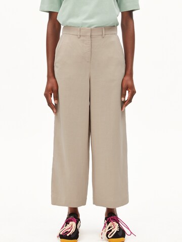 ARMEDANGELS Loosefit Παντελόνι 'CAARUNUS' σε μπεζ: μπροστά