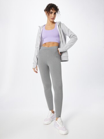 4F Skinny Workout Pants in Grey