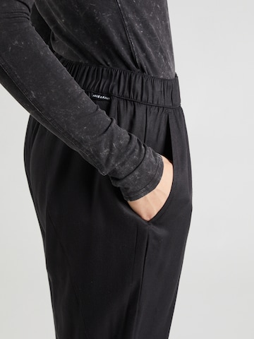 Effilé Pantalon 'Civic' Iriedaily en noir