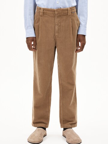 ARMEDANGELS Regular Broek in Bruin: voorkant