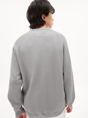 ARMEDANGELS Pullover 'Sveta' in Grau