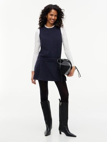 Robe Tommy Jeans en bleu : devant