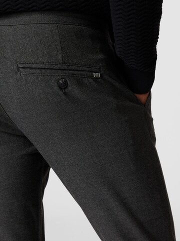 !Solid Regular Trousers in Grey