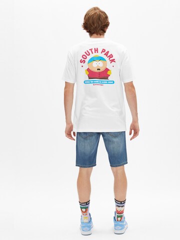hydroponic - Camiseta 'Hydroponic x South Park Regular-Fit Cartman Graphic T-Shirt' en blanco