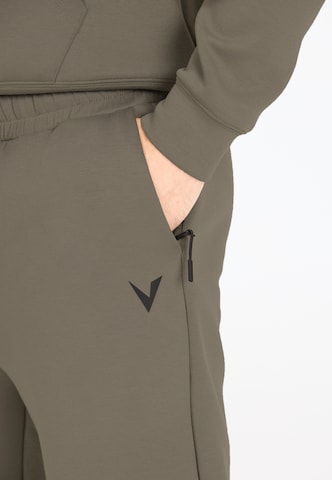 Virtus Tapered Sweatpants 'Taro' in Grau