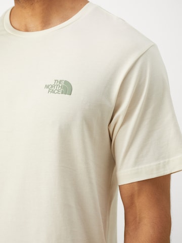 Tricou 'NSE SLOPES' de la THE NORTH FACE pe alb