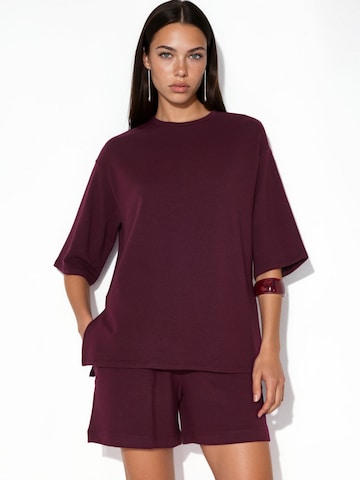 Busem T-Shirt in Rot: Vorderseite