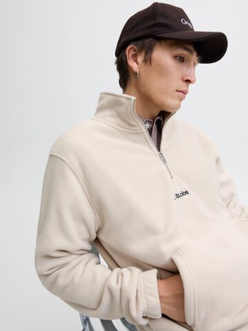 JACK & JONES Sweatshirt i beige
