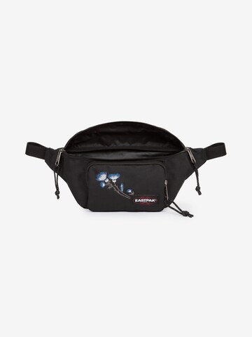 EASTPAK Gürteltasche 'Page' in Schwarz