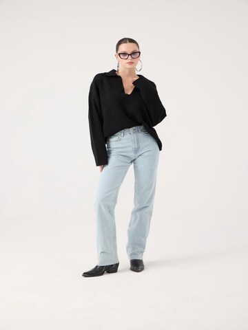 HOLLY LOLLY Regular Broek in Blauw: voorkant