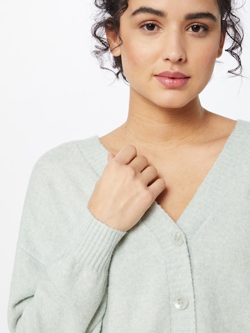 Cardigan 'Doffy' VERO MODA en vert